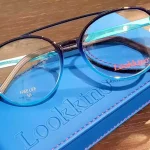 lunettes de vue garçon lookkino marque italienne bleue et noir souple incassable