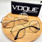 lunettes de vue femme Vogue Opticiens Gaël & Sophie 30800 Saint-Gilles