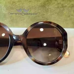 Lunettes Clémence & Margaux Opticiens indépendants à Saint-Gilles 30800 Gaël & Sophie Opticiens