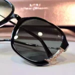 Lunettes Clémence & Margaux Opticiens indépendants à Saint-Gilles 30800 Gaël & Sophie Opticiens
